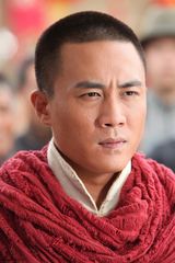 组图：《雪狼谷》造型混搭 连奕名杜淳野性异域范