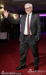 高清组图：《国王的演讲》首映 科林-费斯派头十足