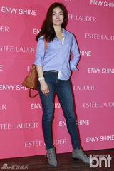 组图：南宫民李相烨MBLAQ等出席品牌活动