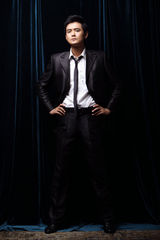 组图：王雨最新质感写真曝光 阳光男孩显深沉