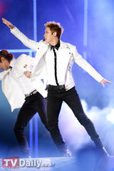 组图：众韩流明星齐聚《2012韩流DREAM演唱会》