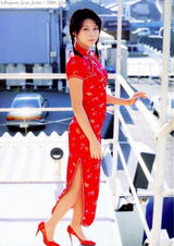 策划：日本女星中国风造型 旗袍团子头贺新春