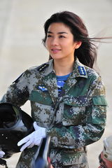 高清组图：电影《歼十出击》黄奕精彩剧照