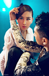 组图：马苏吴奇隆演绎另类浪漫 妩媚女人VS雅痞男人