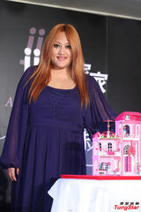 组图：玛莎献监制第一次 助家家再战金曲奖