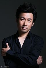 组图：田征写真男人味十足 引领颓废时尚风潮