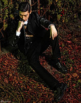 组图：宋珉宇发布夹克写真 时尚潮范十足