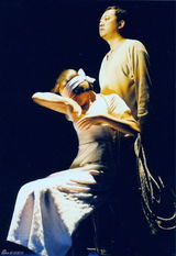 组图：孟京辉经典话剧《恋爱的犀牛》各版剧照