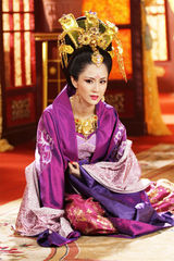 组图：蓝燕《太平公主秘史》华丽变身饰演王皇后