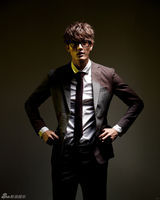 高清组图：韩星李基宇时尚写真 风度翩翩气势十足