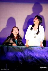 高清图：阿雅舞台剧挑大梁 好友小S范范来助阵