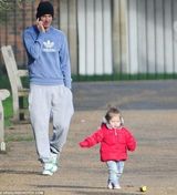 策划：七公主和萌爸贝克汉姆的亲密瞬间