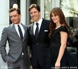 组图：《绯闻女孩》双星上海行 外籍男穿内裤追星