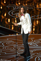 组图：杰瑞德-莱托凭《达拉斯》获最佳男配角奖