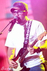 高清：热波音乐节第一天 张震岳热狗引爆成都