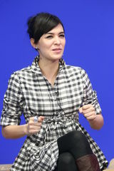 高清组图：《财神到》主演聊天 谭咏麟谈“床戏”