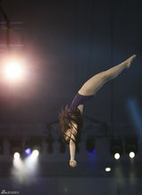 组图：《星跳水立方》复赛 吴建豪潜水服被吐槽