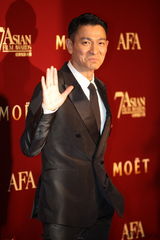 组图：亚洲电影大奖香港举行 群星亮相红毯