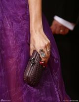 高清组图：桑德拉-布洛克透视紫裙现身 大展性感