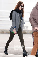 组图：T-araf(x)等靓装现身机场赴马来西亚