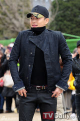 组图：韩国歌手SE7EN惜别粉丝正式入伍