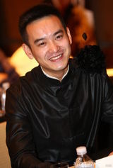 幻灯图：《孔子春秋》据史料不创新 张黎如履薄冰