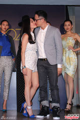 组图：陈乔恩支吾避谈与霍建华复合传闻