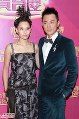 组图：TVB45周年台庆揭幕 小生花旦盛装亮相