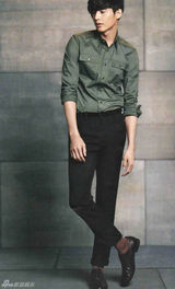 组图：韩国型男元斌春装写真干净帅气