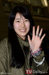 组图：《音乐中心》登泰国 SHINee闪耀2NE1酷帅