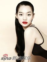 幻灯图集：韩星申敏儿写真 红唇冷艳