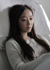 组图：《一路顺疯》曝剧照 蒋梦婕扮文艺女青年