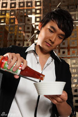 组图：新好男人张铎享受生活色彩 多面手成法国大厨