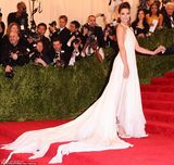 高清图：大都会朋克派对众星个性礼服狂野性感