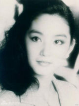 组图：林青霞曾演赖声川话剧 人到中年美如少女