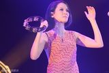 组图：蔡健雅杨乃文徐佳莹开唱 演绎三色浪漫