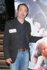 组图： 钱小豪元华捧场《冬荫功英雄》