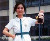 组图：50余明星童年照片大曝光 萌囧表情大不同