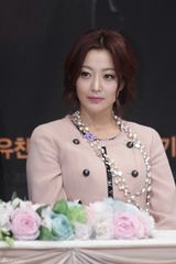 高清组图：李敏镐金喜善等出席《信义》发布会