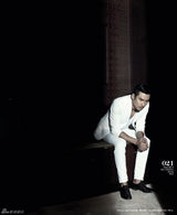 组图：胡兵登香港杂志封面 解读生命进行曲