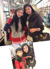 组图：张柏芝携子街拍照曝光 Lucas紧搂妈妈