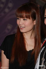 高清组图：庄思敏羽翘主持《姊妹淘》 吕慧仪等助阵