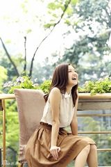 组图：傅晶森系写真绽放美丽