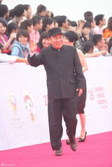 组图：第28届金鸡奖红毯 群星云集女星美艳男星帅气