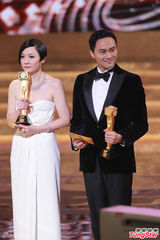 组图：张智霖凭《冲上云霄2》获最受欢迎男角色