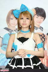 组图：早安少女组台湾握手会引千名粉丝