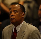 幻灯：杰克逊“谋杀”案开庭审理 医生穆雷神色凝重