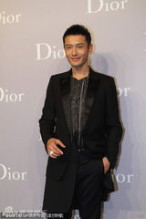 组图：张曼玉章子怡那英寒冬竞艳低调奢华