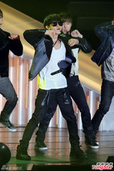 组图：SJ-M台湾会歌迷 唱周杰伦歌曲引惊喜