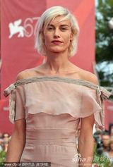 高清图：《写在水中的承诺》首映 评委主席昆汀捧场